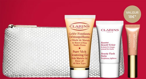 Trousse-maquillage-Clarins.jpg